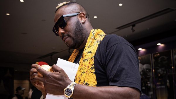 our-caribbean-powerhouses-arrival-in-kolkata.Click to read full article.