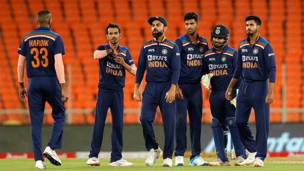3rd-t20i-highlights-kohlis-fighting-77-in-vain-england-take-upper-hand-with-8-wicket-win.Click to read full article.