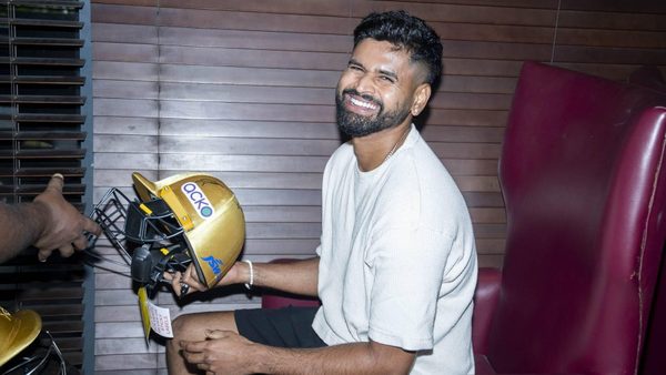 signing-day-shenanigans-ft-a-chill-vibe.Click to read full article.